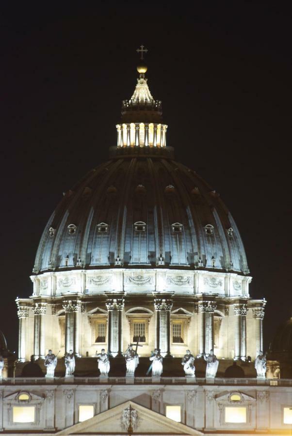Major Sisters, Holiday Home In The Heart Of Rome Bagian luar foto