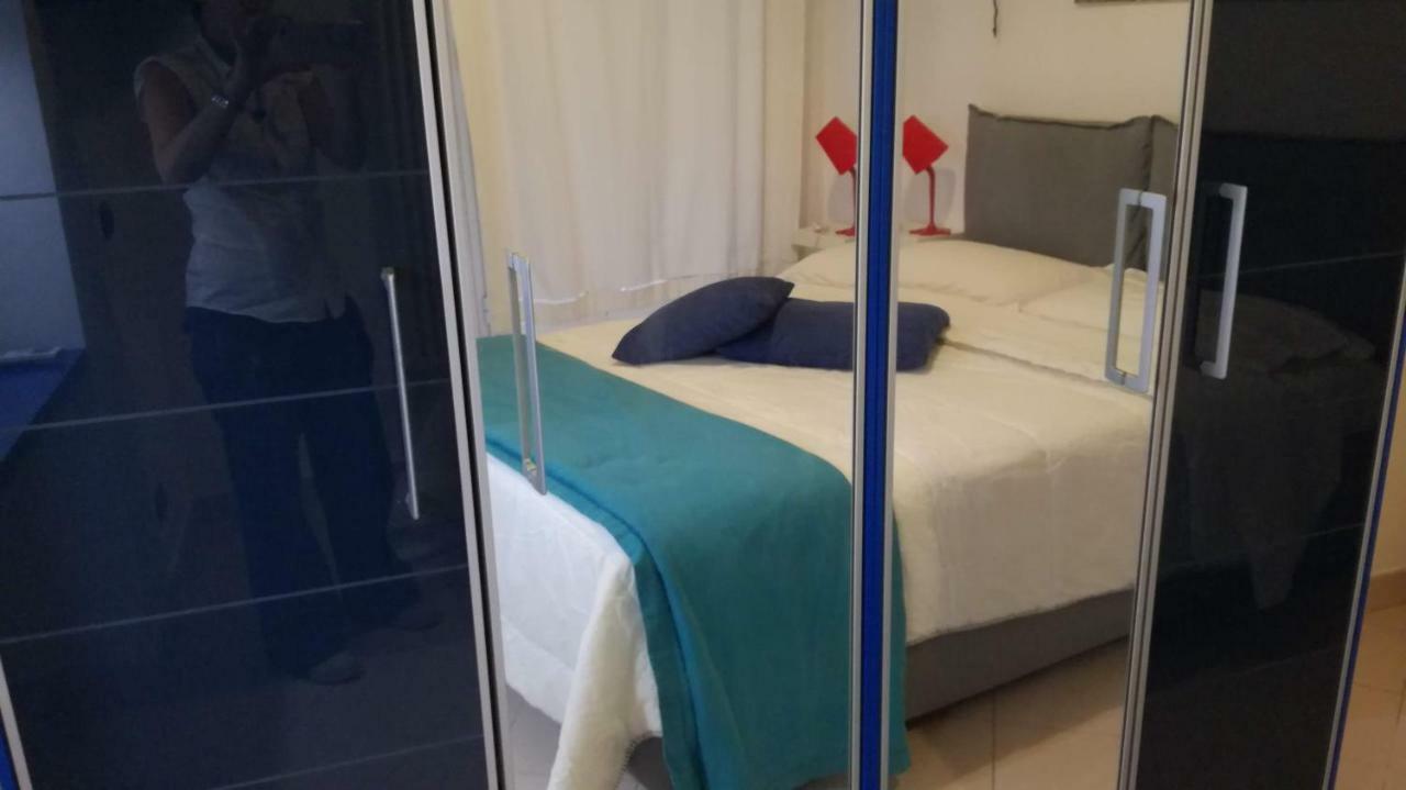 Major Sisters, Holiday Home In The Heart Of Rome Bagian luar foto